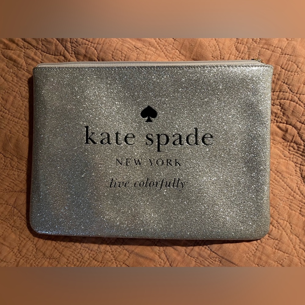 Kate Spade zippered pouch.